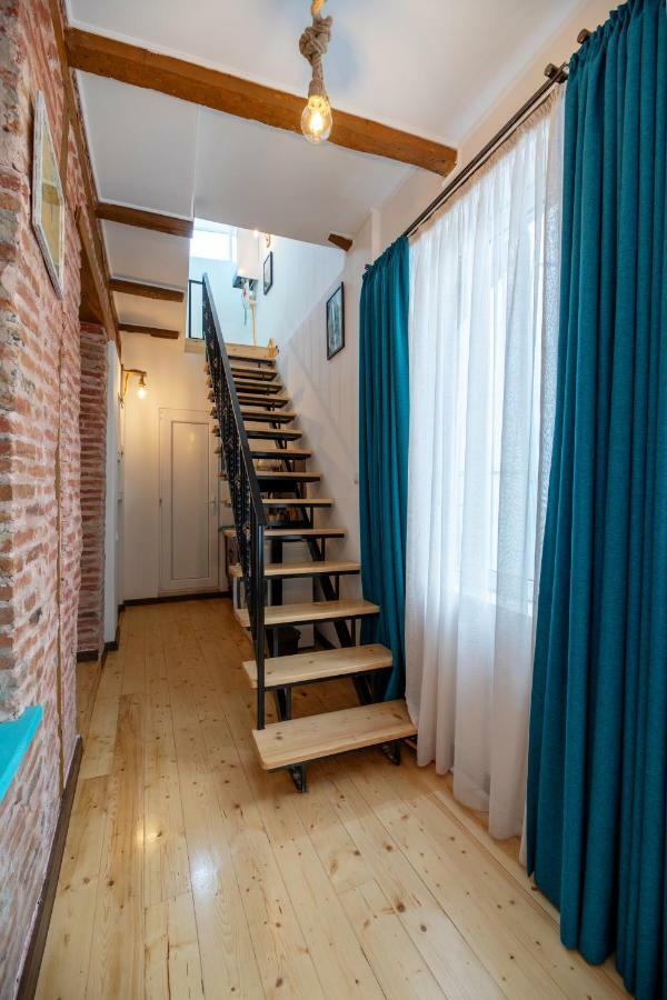 Apartment Ornament ティビリシ エクステリア 写真